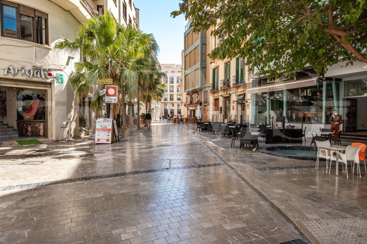 Uncibay Deluxe Apartment Malaga Exterior photo