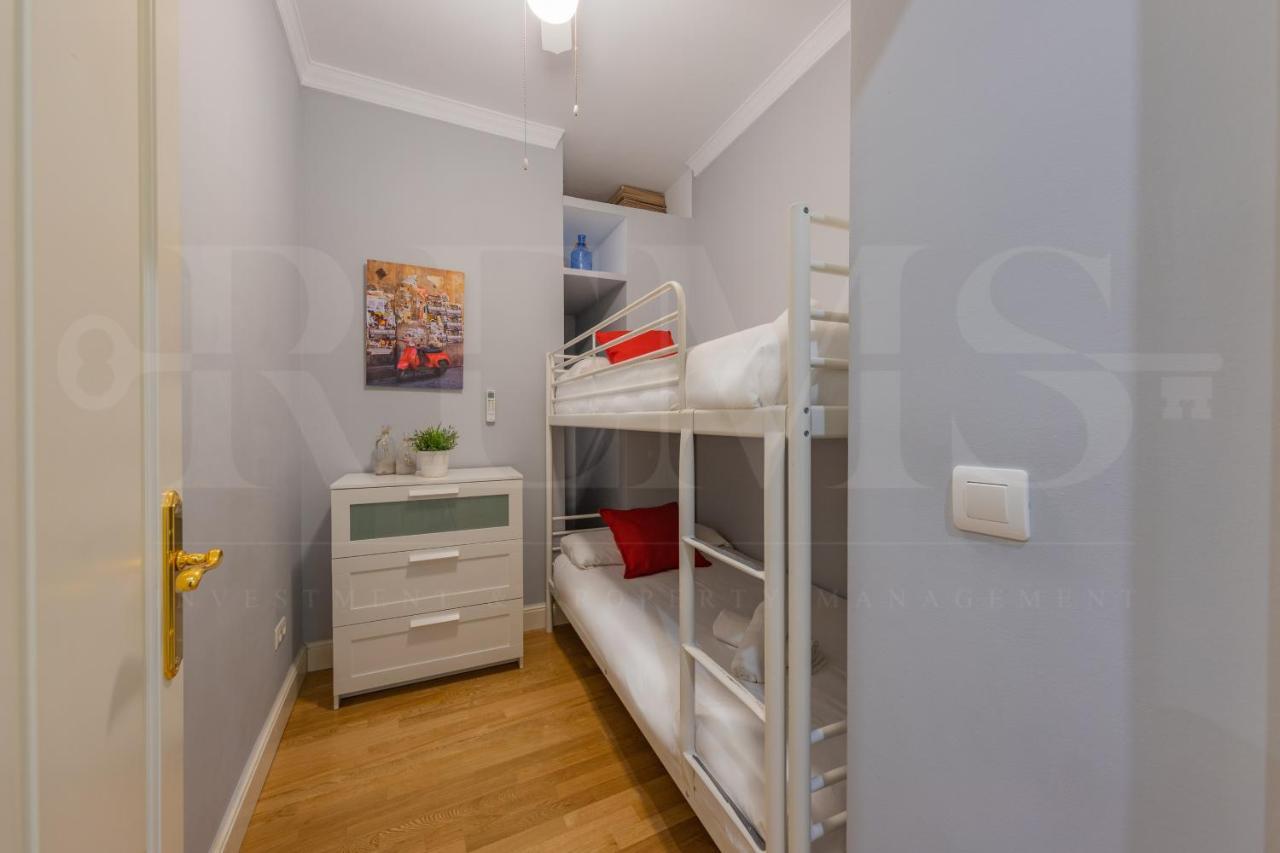 Uncibay Deluxe Apartment Malaga Exterior photo